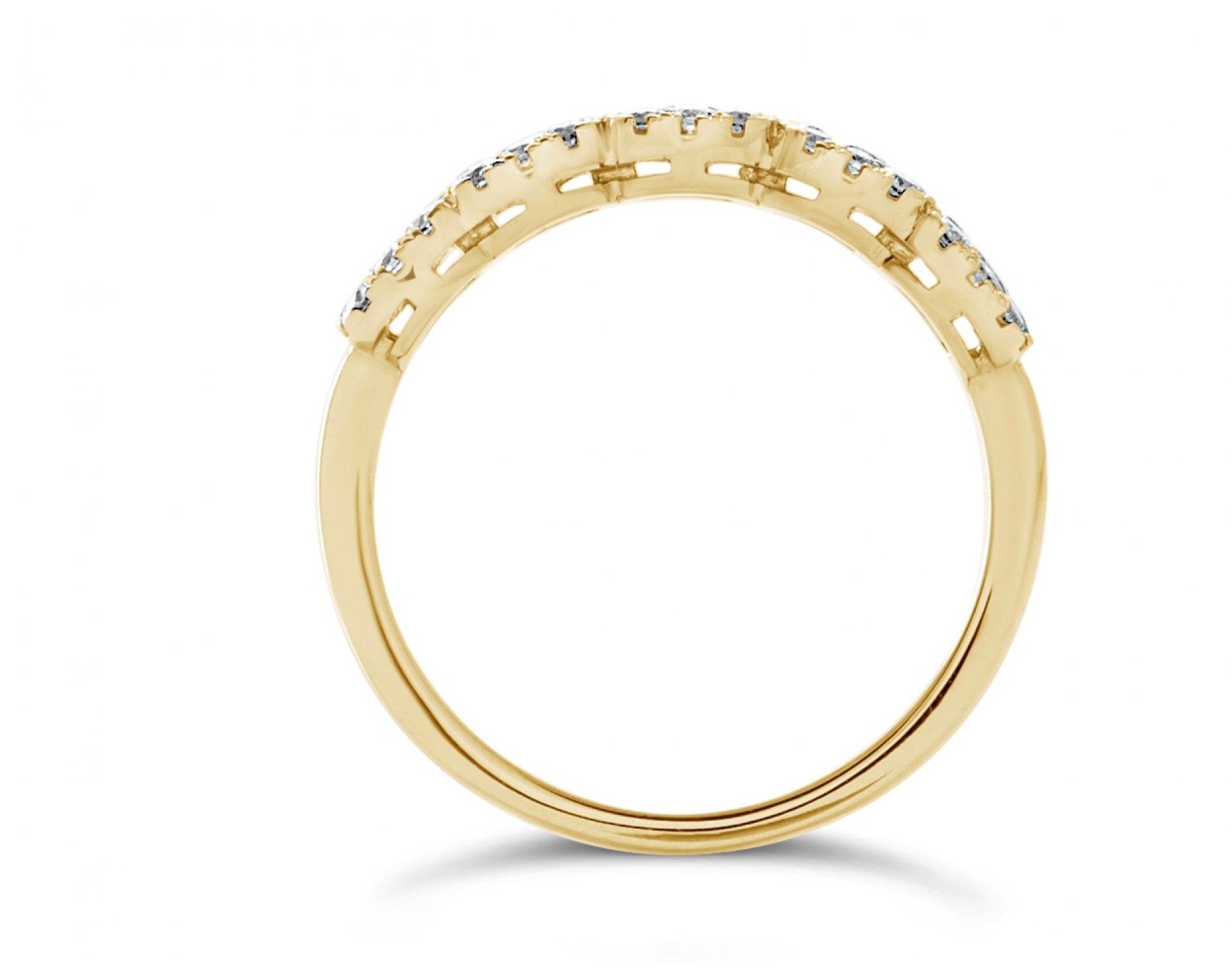 18k yellow gold cushion shaped illusion set wedding ring