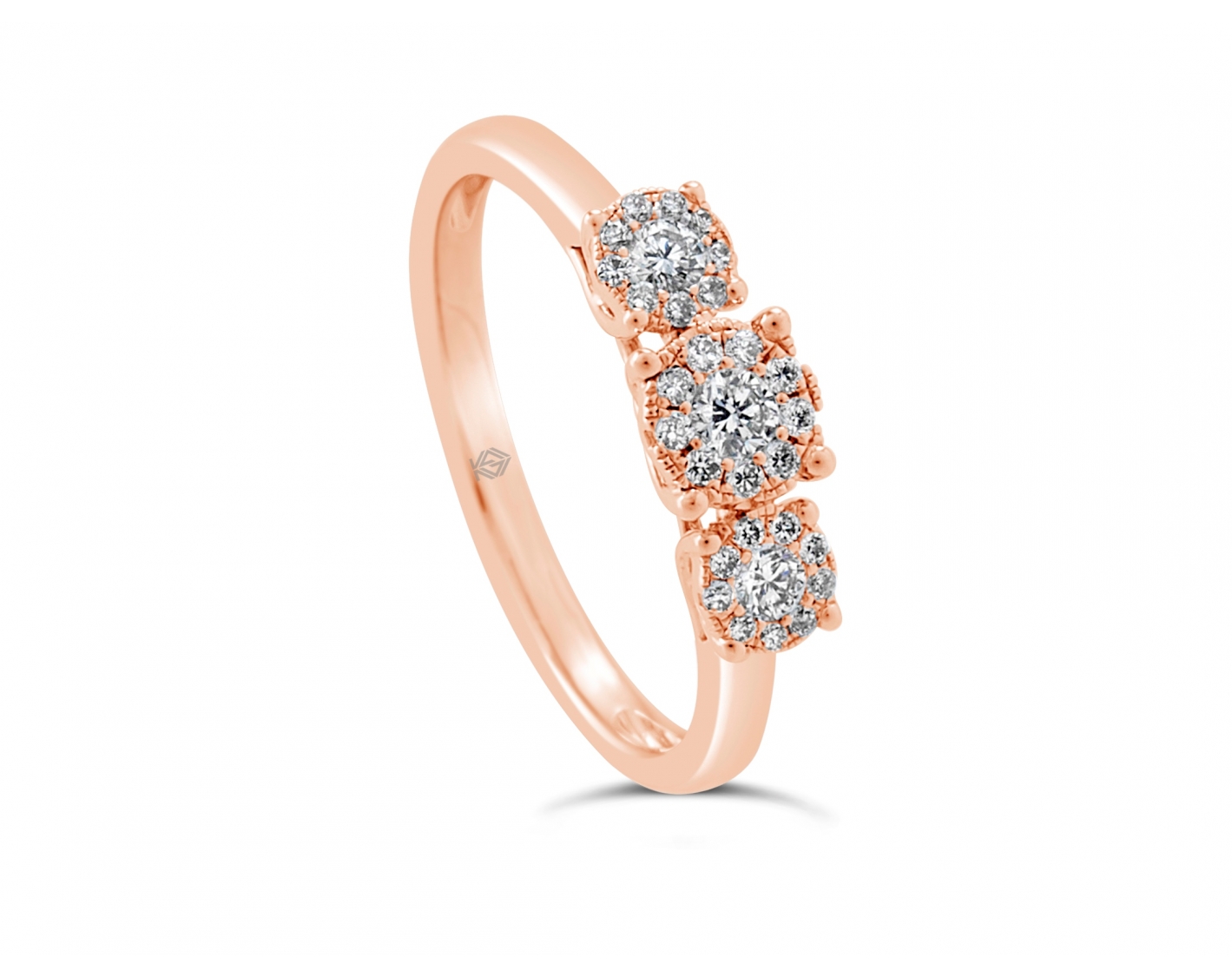 18k white gold trilogy halo illusion set engagement ring Photos & images