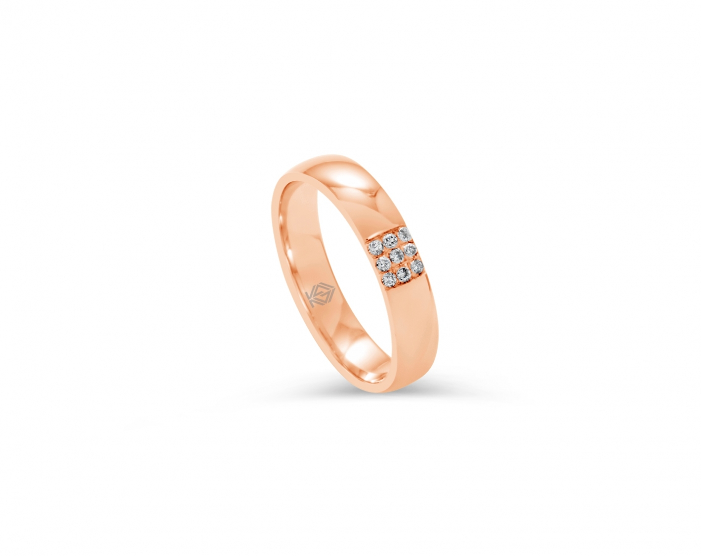 18k rose gold 4mm shiny wedding band with nine diamonds