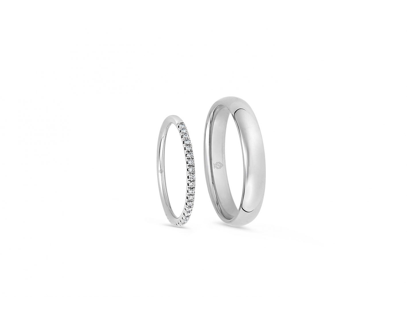 18k rose gold wedding rings package deal men: plain classic half round 4mm wedding ring - comfort fit woman: diamond half eternity ring 0,15ct* - comfort fit Photos & images
